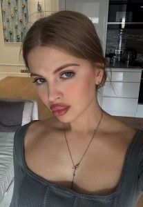 Фото проститутки Ангелина №2 в городе Ахтубинск